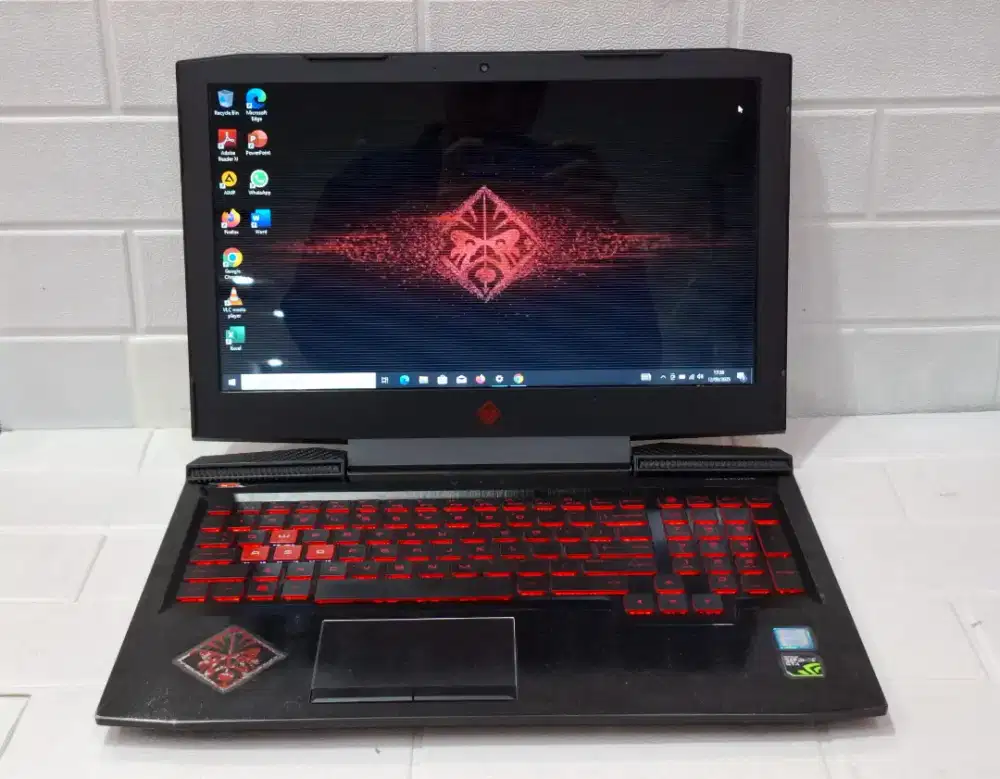 Laptop  OMEN by HP  15-Ce0xx