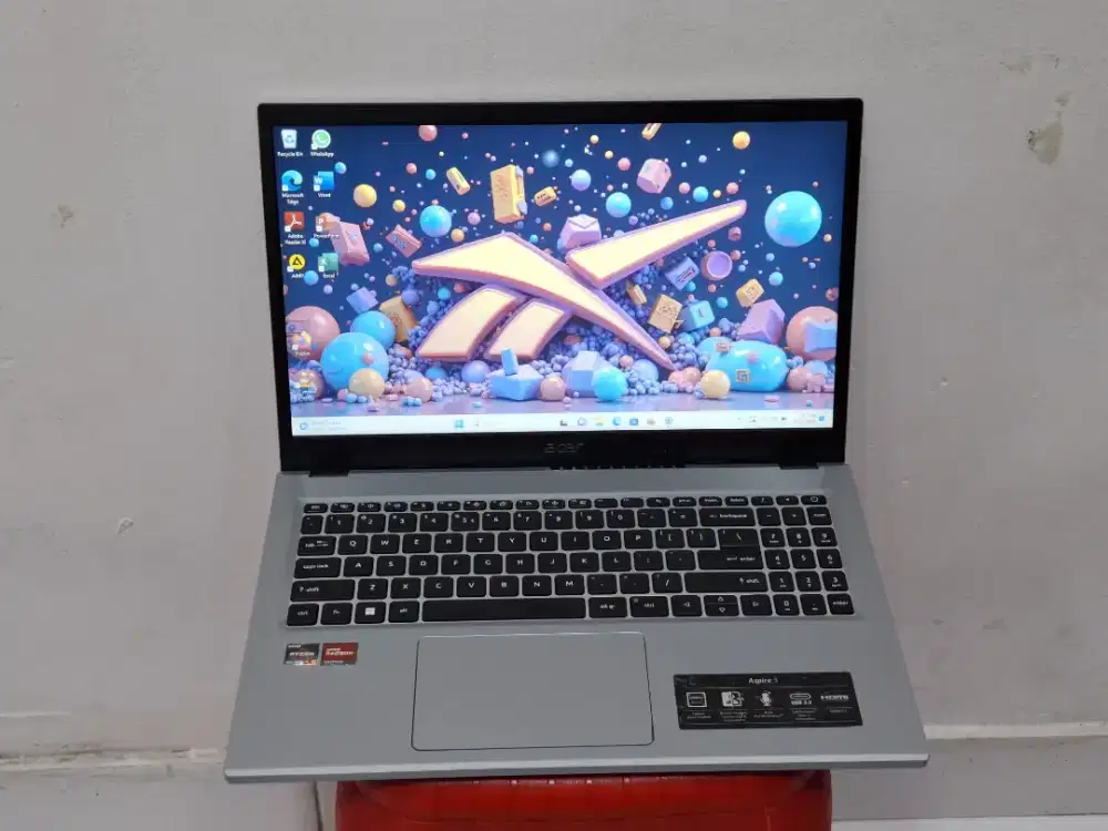 Type Laptop: ACER ASPIRE A315-24p Prosesor AMD Ryzen 5 7520U