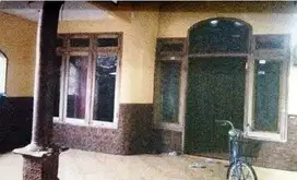 RUMAH DI KELURAHAN JOHOWINONG, MOJOAGUNG JOMBANG