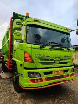 Truk Dump Hino 500 FM260TI Indeks 24 Tronton 6x4 Th. 2015