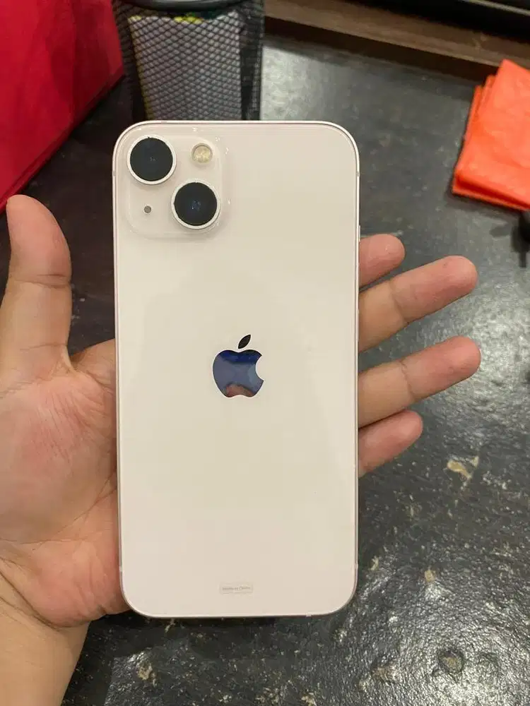 iphone 13 pink ex ibox 7.700.000