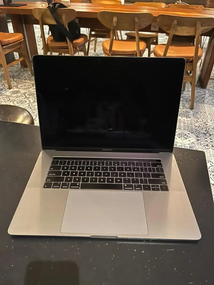 MacBook Pro 2018 512/32GB Touchpad
