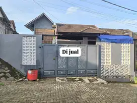 Jual murah rumah di Cilebut Timur.