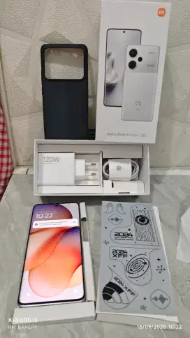 DIJUAL REDMI NOTE 13 PRO PKUS 12/512 MULUS FULL SET