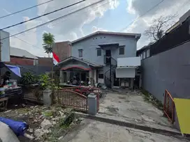 Dijual Rumah Lokasi Strategis di Jl. Kusuma Negara Semarang