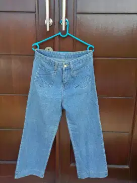 Celana Jeans Denim