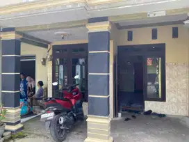 RUMAH DI KELURAHAN JATIREJO, TIKUNG LAMONGAN