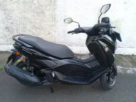 di jual  yamaha n max tahun 2025 bln 04.