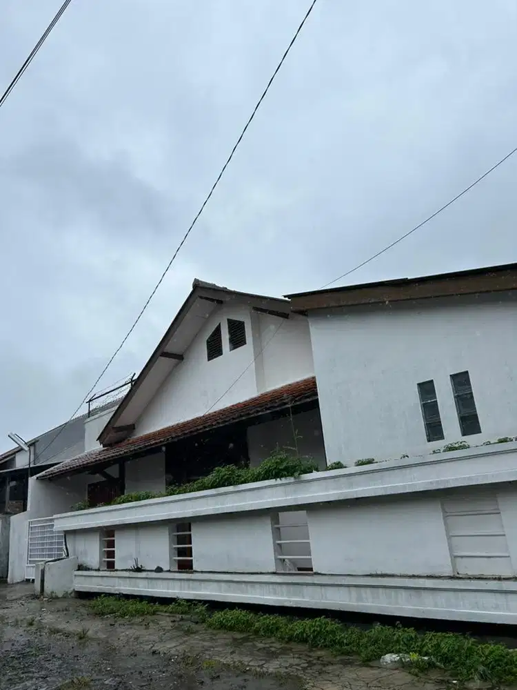 Di cari asisten rumah tangga