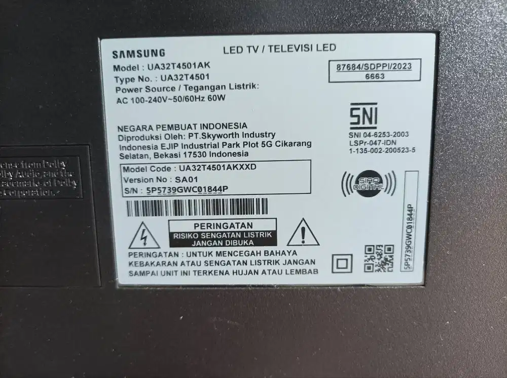 Samsung 32 inch HD Smart TV T4501 dengan PurColor