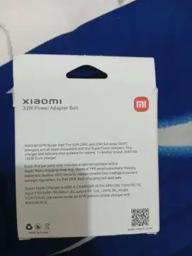 Dijual charger Xiaomi ori 67 watt fast charger. Garansi resmi
