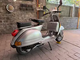 Vespa PX ‘ 1981