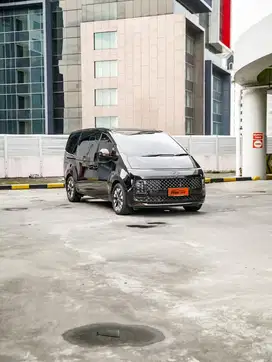 HYUNDAI STARIA 2.2D SIGNATURE  7 SEAT 2021