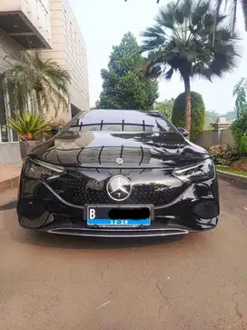 Mercedes Benz EQE 350+ Km rendah, Des 2023 Akhir, asuransi hidup