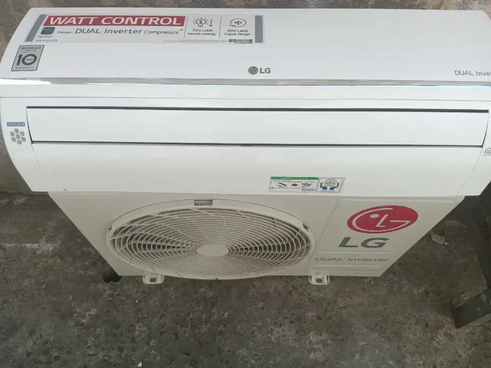Dijual AC 1/2 pk merk LG Dual Inverter R32