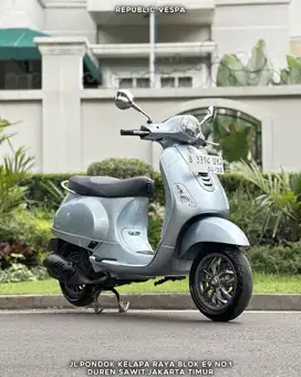 PIAGGIO VESPA LX 125 IGET LED TH 2023 WARNA GREY DELICATO