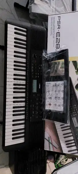 Keyboard yamaha Psr-E 283