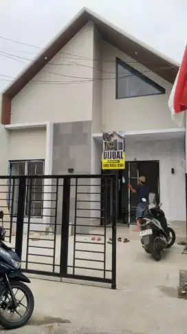 JUAL RUMAH BARU di Perumnas 1 Dekat Stasiun