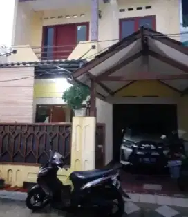 Rumah bagus siap huni jual cepat Bu