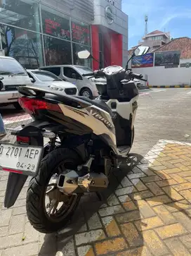 VARIO 125 ISS 2024