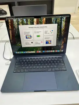 MACBOOK AIR M4 15inch 16GB/256GB