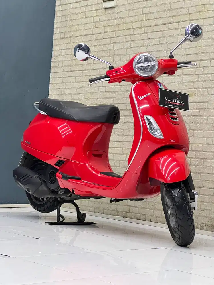 Perfect Condition! Piaggio Vespa LX 125 2022 Nopol Jatim Mustika