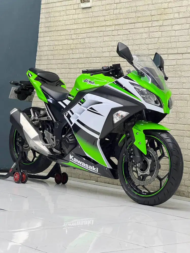 Perfect Condition! Kawasaki Ninja 250 30th Anniv 2014 pmk 2015 Mustika