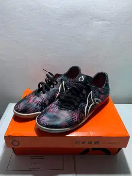 Sepatu Futsal Ortuseight Sophon IN