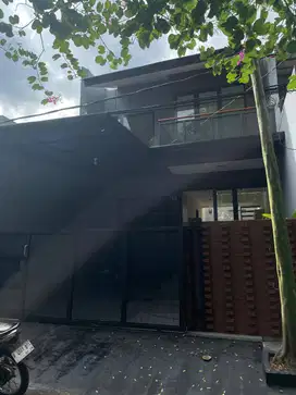 Jual Cepat dan murah rumah !! sangat bagus dan nyaman BSD kencana loka