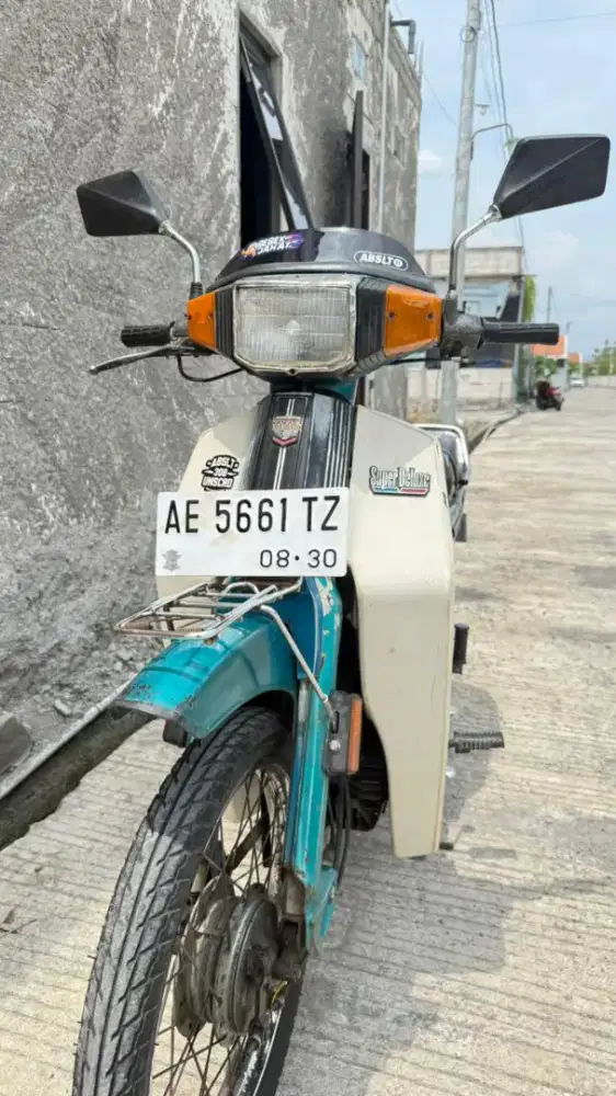 Yamaha super deluxe v80