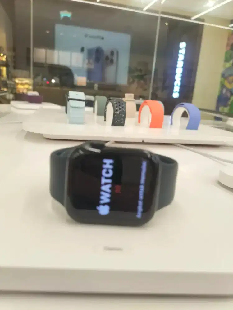 Apple watch SE gen2 UK 44