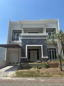 RUMAH RAFFLES GARDEN STRATEGIS, BAGUS, SEMI FURNISHED
