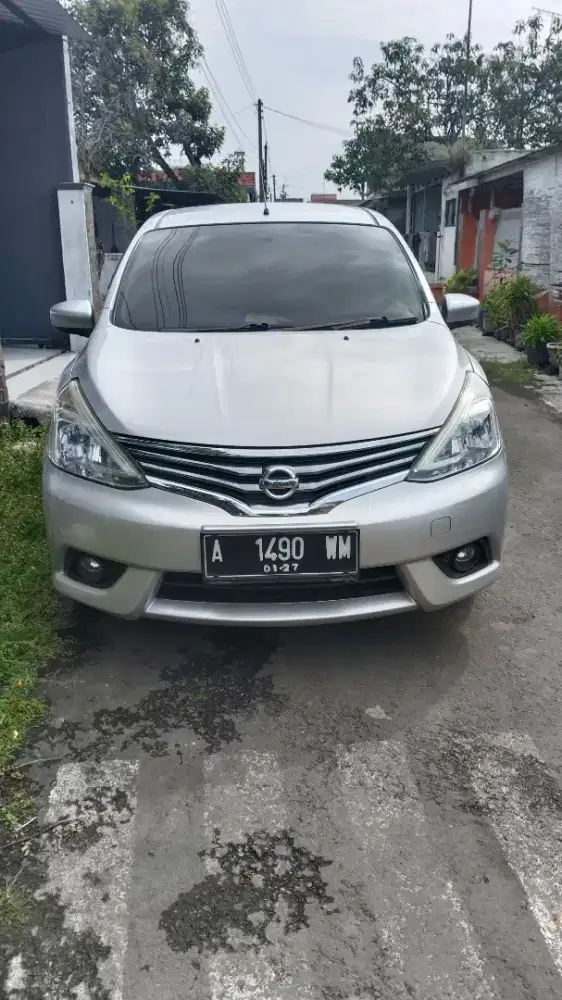Grand Livina 1.5 Matic 2015 istimewa