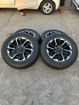 VELG FORTUNER TRD R18 + BAN