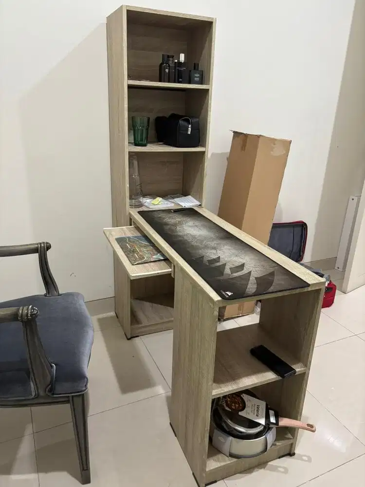 MEJA KERJA/MEJA BELAJAR