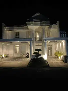 Disewakan Rumah Mewah di Batununggal Indah Dlm Cluster