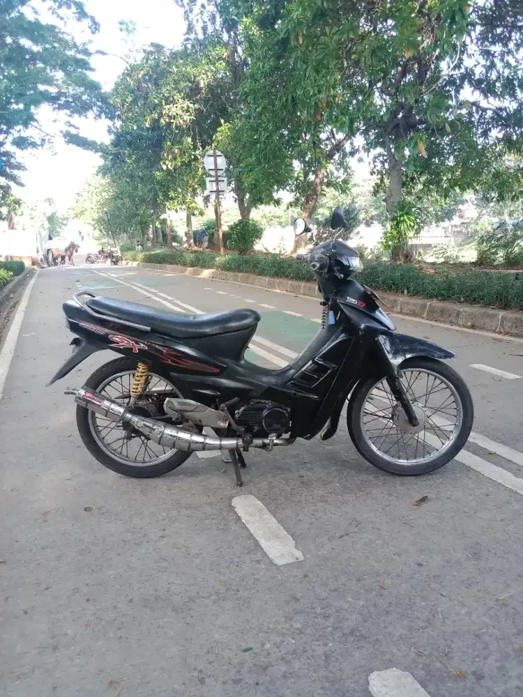 Di jual motor Suzuki Tornado GX