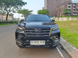Fortuner GR 2.8 AT 2023