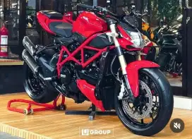 FOR SALE!! Ducati Streetfighter 848 (Full Paper)