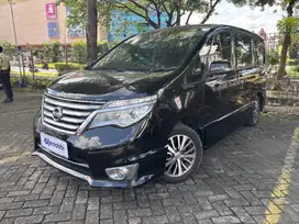 Nissan Serena  2.0 Highway Star Bensin-AT 2017 Silver