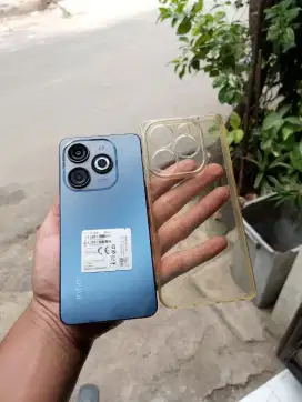 Infinix smart 8 ram 4+4/128