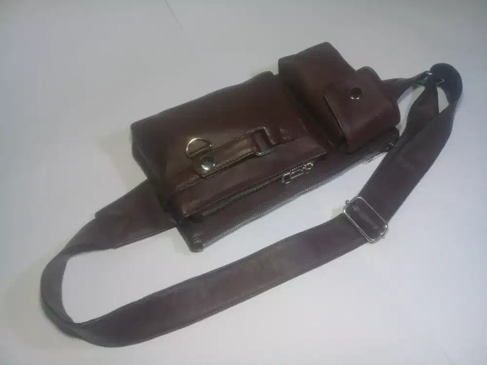 Tas Selempang Kulit Pria Keren