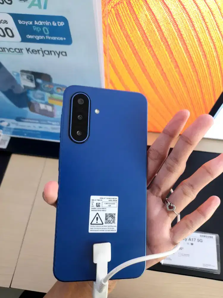 SAMSUNG GALAXY A17 5G DI ERAFONE INDRALAYA