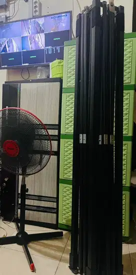 Rangka tenda lipat