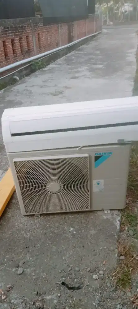 Tampung AC seken harga tergantung barang dan kondisi