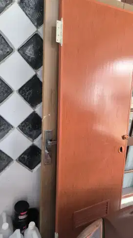PINTU KAMAR MANDI DAN GUDANG