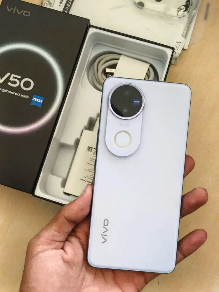 Vivo V50 12/256 Fullset