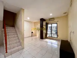Dijual Villa Siap Huni di Komplek Mutiara Residence Jalan R.S.Haji