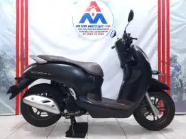 (DP 1,5 JT) HONDA SCOOPY PRESTIGE TH 2024 LIKE NEW LOW KM MULUS ORI