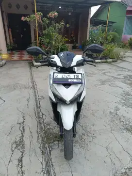 {Jual} Vario Led old 150cc 2017 surat lengkap